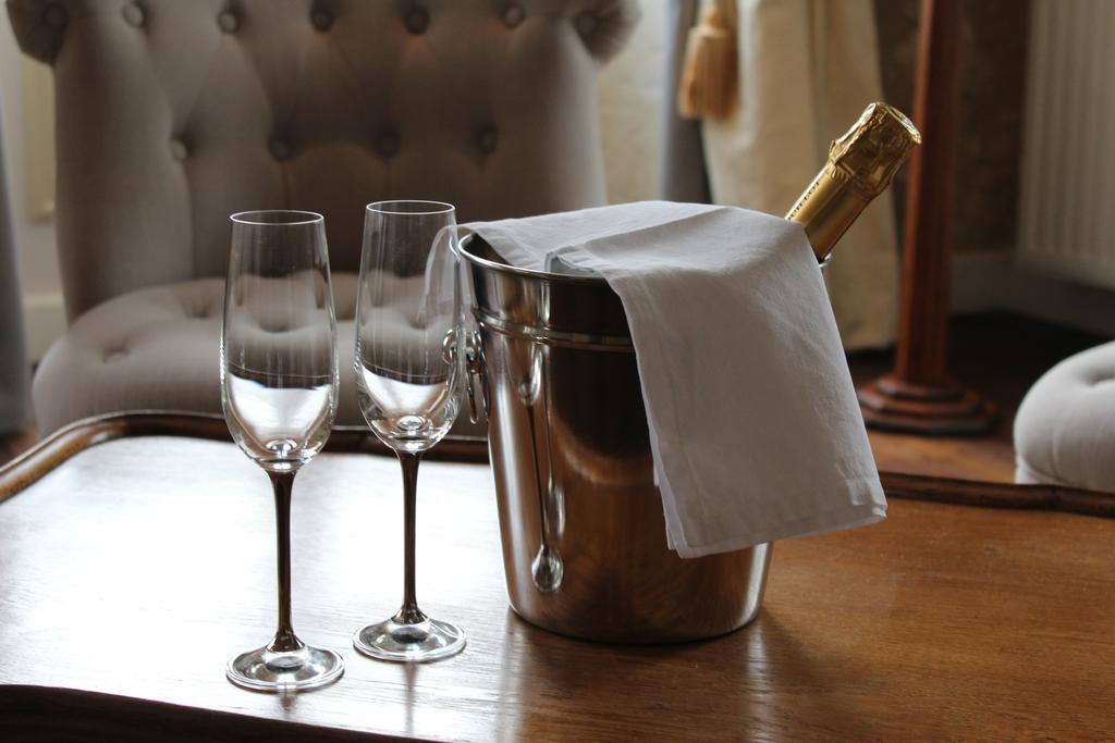 Le Patio Chambres Et Tables D'Hotes La Tour-Blanche 외부 사진