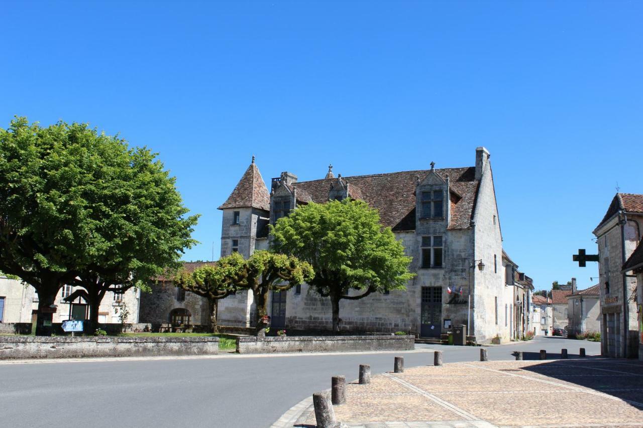 Le Patio Chambres Et Tables D'Hotes La Tour-Blanche 외부 사진